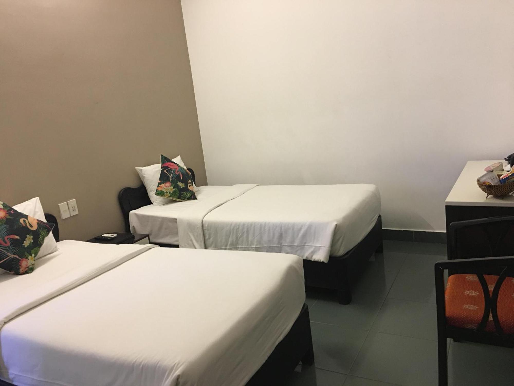 Dkd Trio Hotel Хуе Екстериор снимка